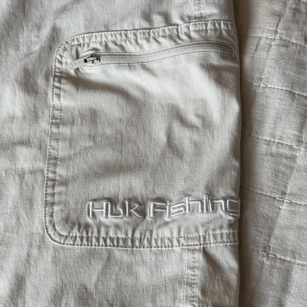 Huk Performance Fishing Short Mens XXL Tan Khaki Cargo Quick Dry Utility Pockets - Picture 2 of 6
